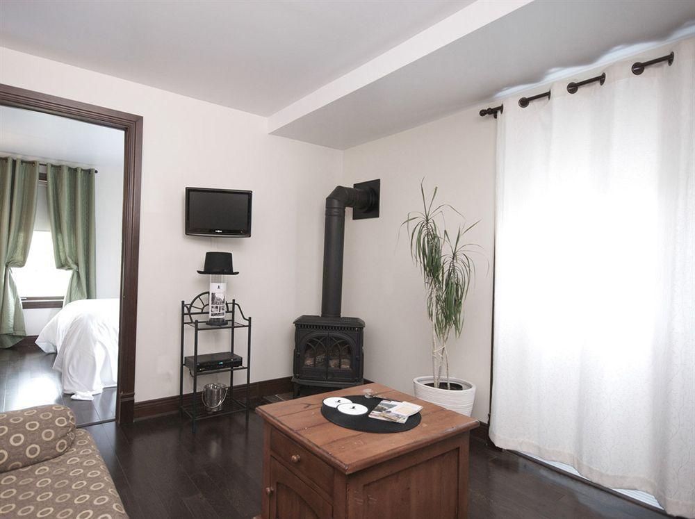 Auberge Nuits De St-Georges Bromont Zewnętrze zdjęcie