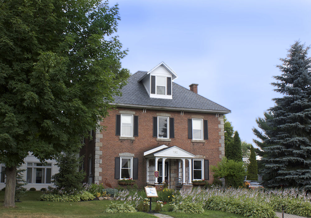 Auberge Nuits De St-Georges Bromont Zewnętrze zdjęcie
