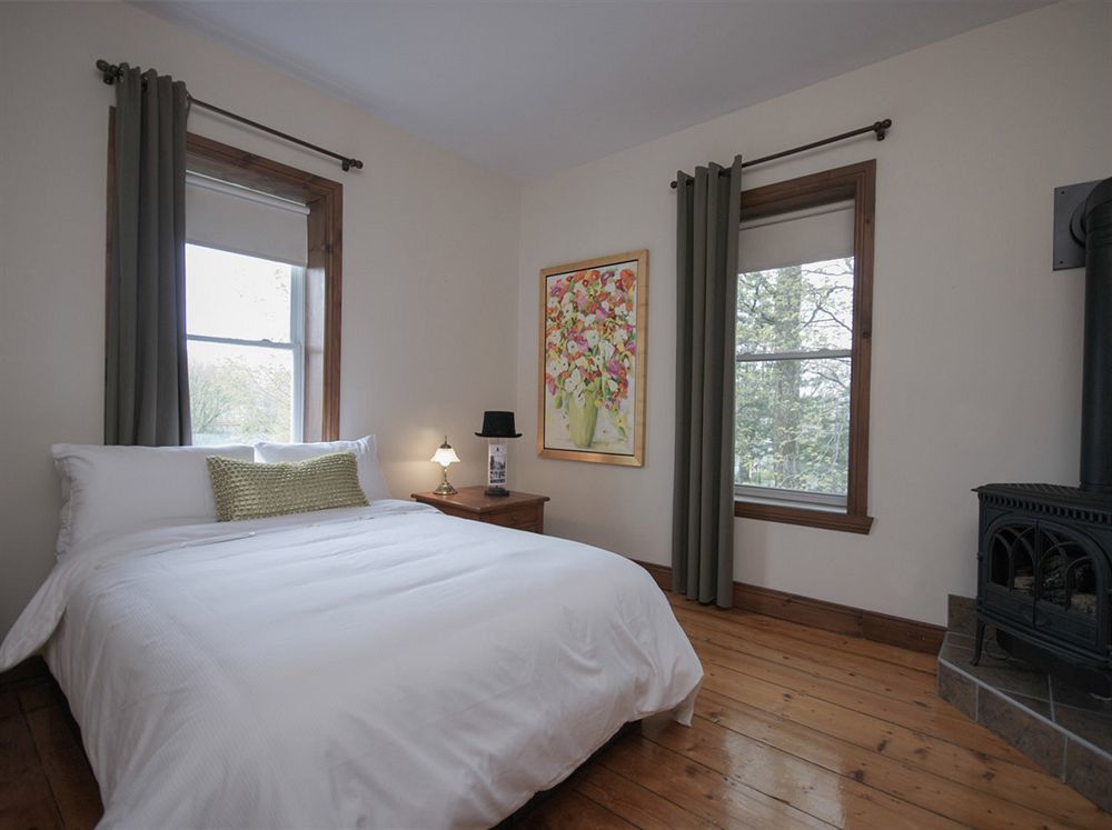 Auberge Nuits De St-Georges Bromont Zewnętrze zdjęcie