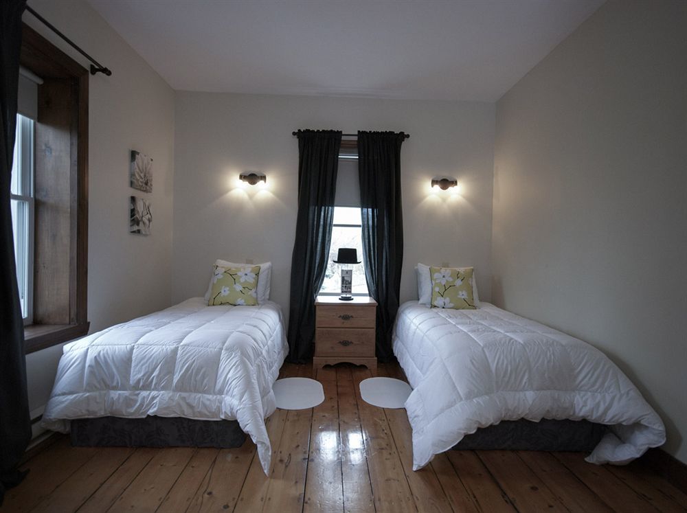 Auberge Nuits De St-Georges Bromont Zewnętrze zdjęcie
