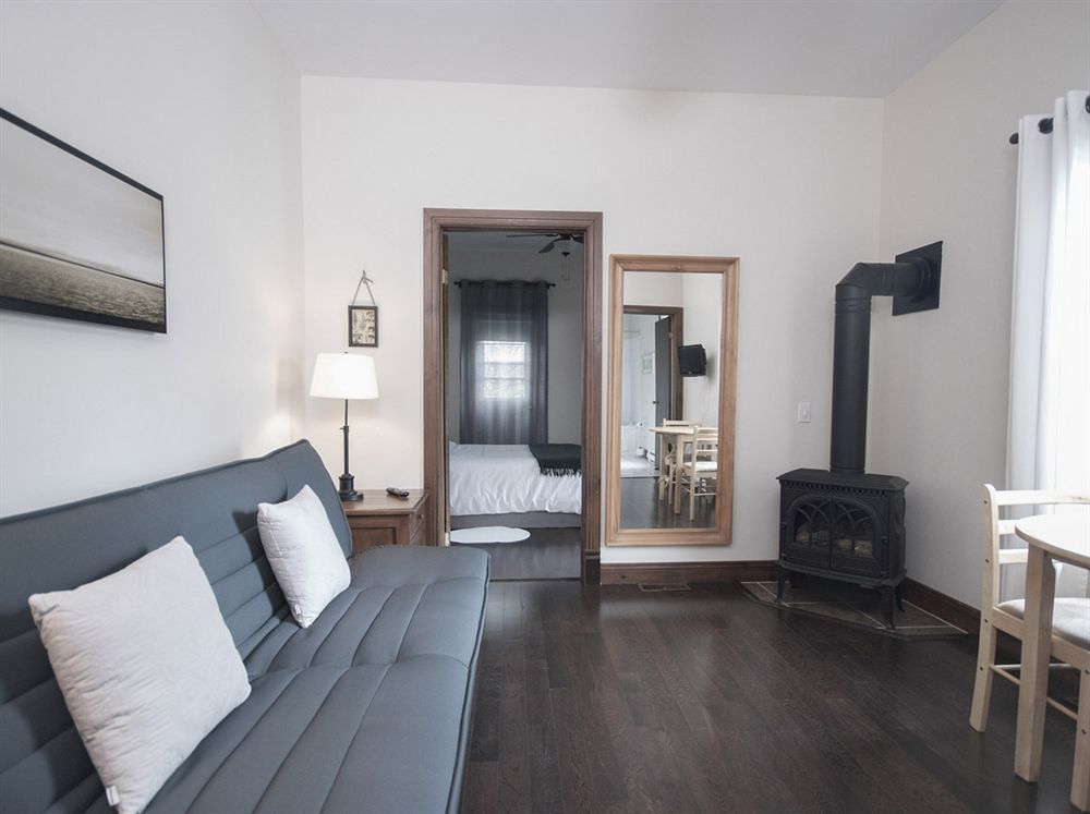 Auberge Nuits De St-Georges Bromont Zewnętrze zdjęcie