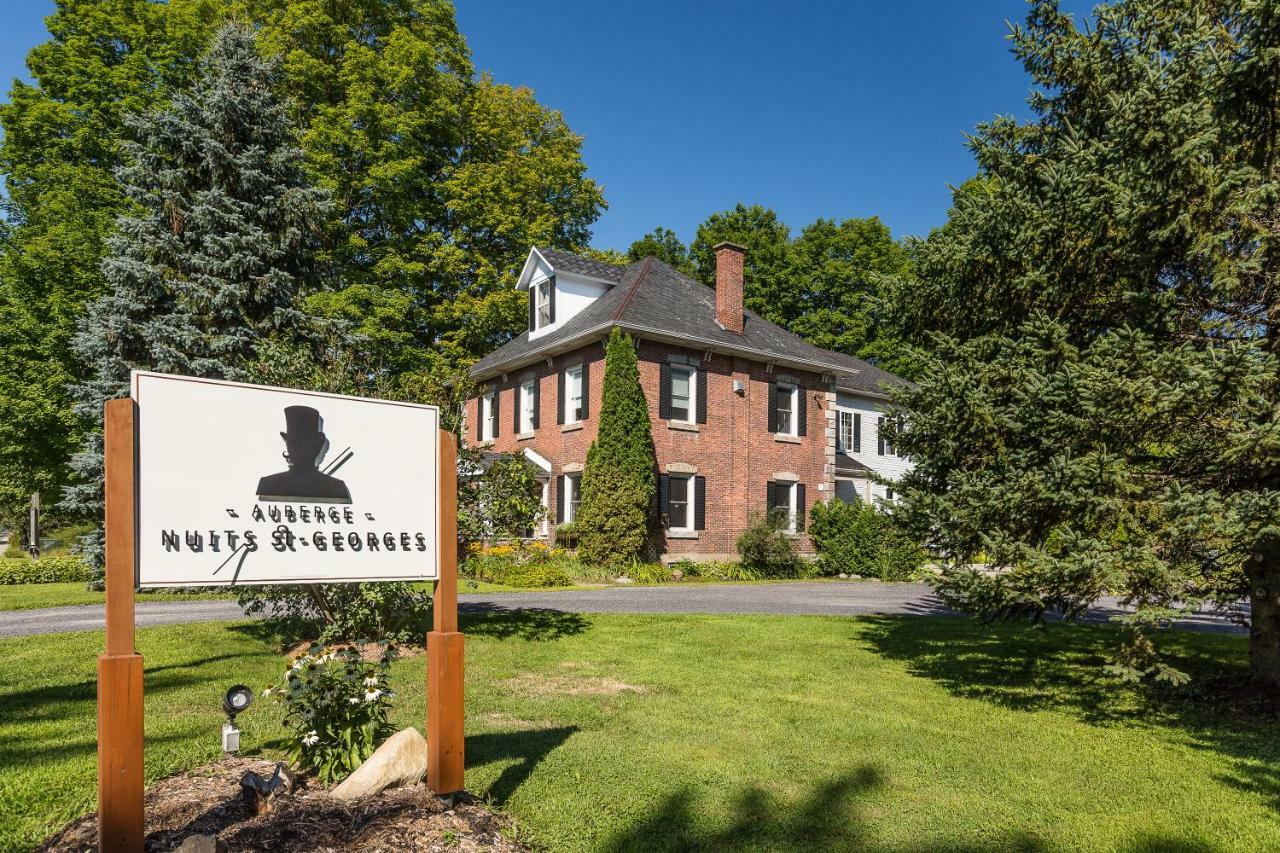 Auberge Nuits De St-Georges Bromont Zewnętrze zdjęcie