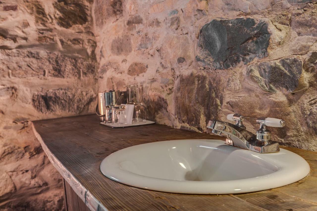 Auberge Nuits De St-Georges Bromont Zewnętrze zdjęcie