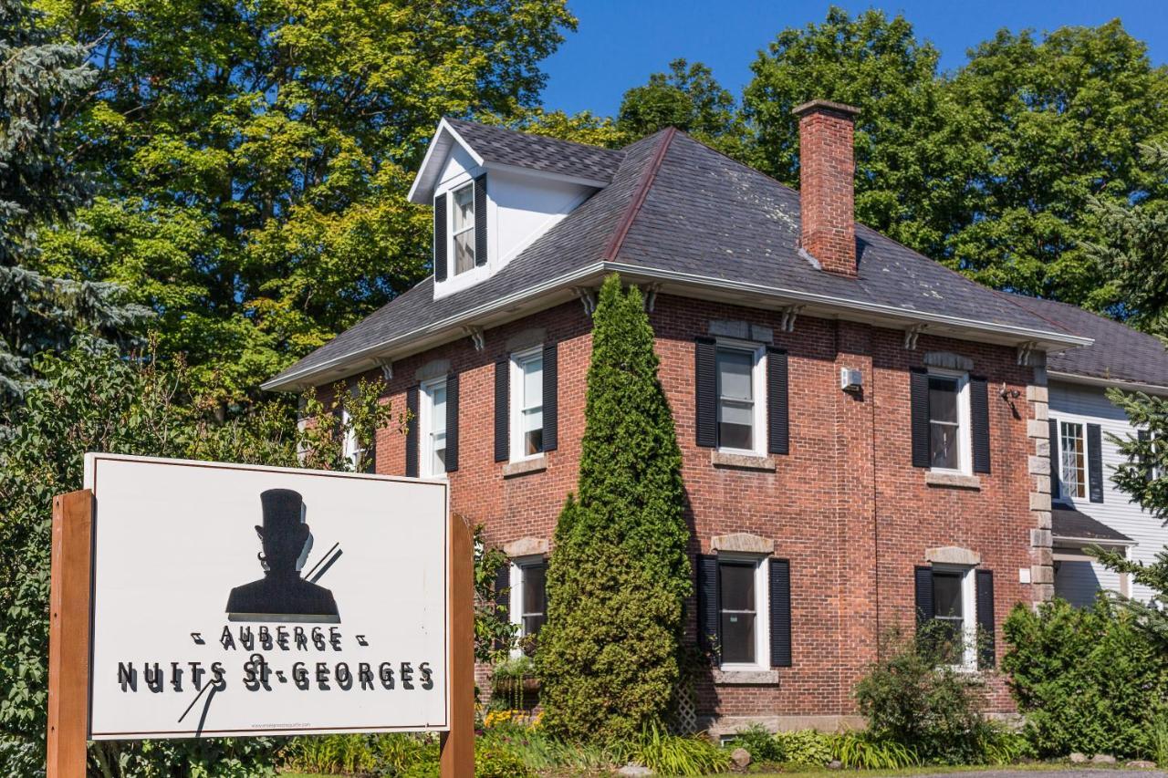 Auberge Nuits De St-Georges Bromont Zewnętrze zdjęcie
